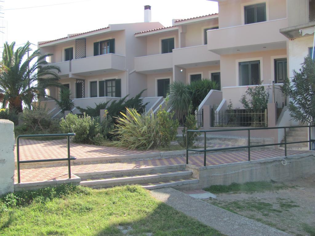 Lakonia Bay Apartments Archangelos  Eksteriør bilde