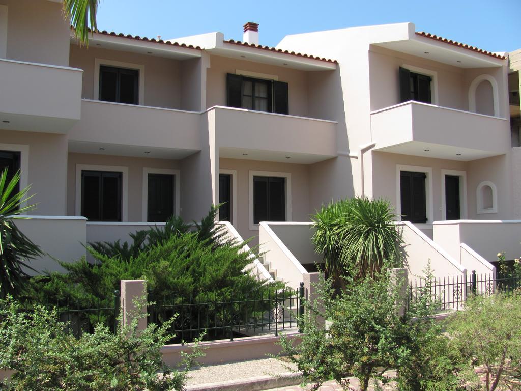 Lakonia Bay Apartments Archangelos  Eksteriør bilde
