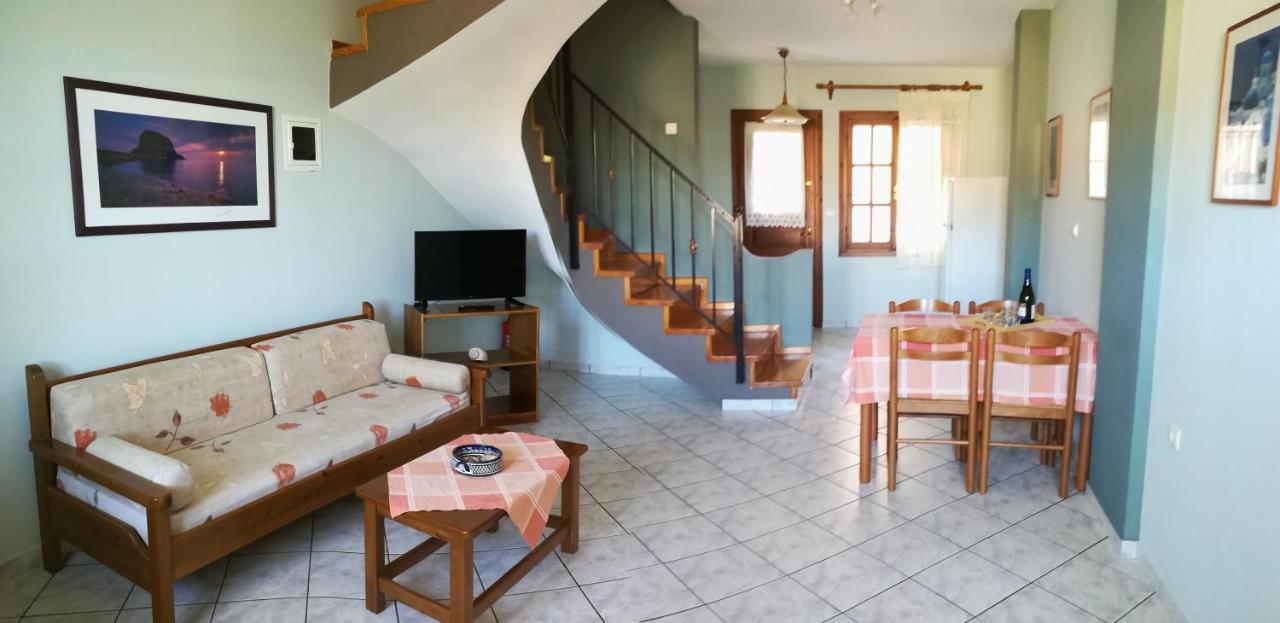 Lakonia Bay Apartments Archangelos  Eksteriør bilde