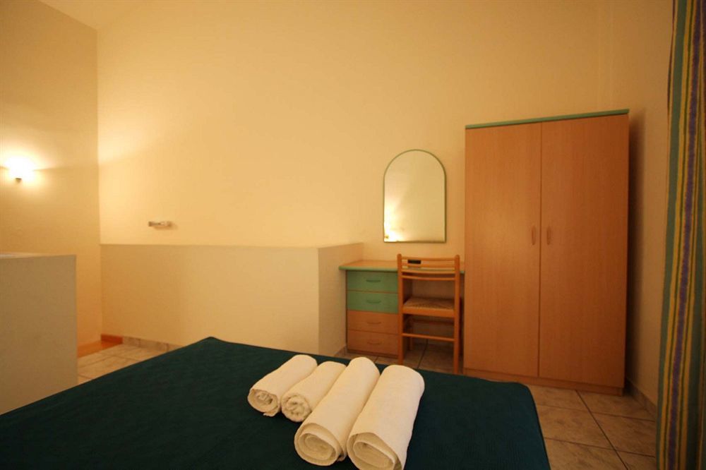 Lakonia Bay Apartments Archangelos  Eksteriør bilde